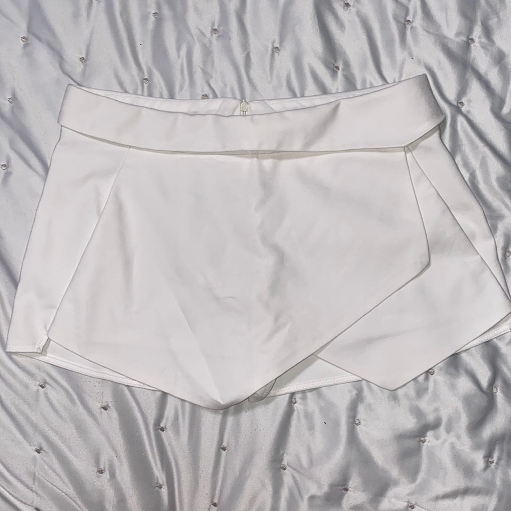 Zara White Skort
